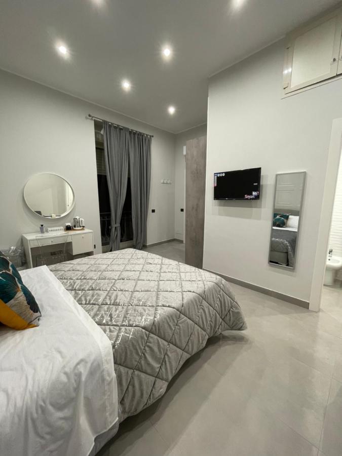 Casa Vacanza Carme Nápoles Exterior foto